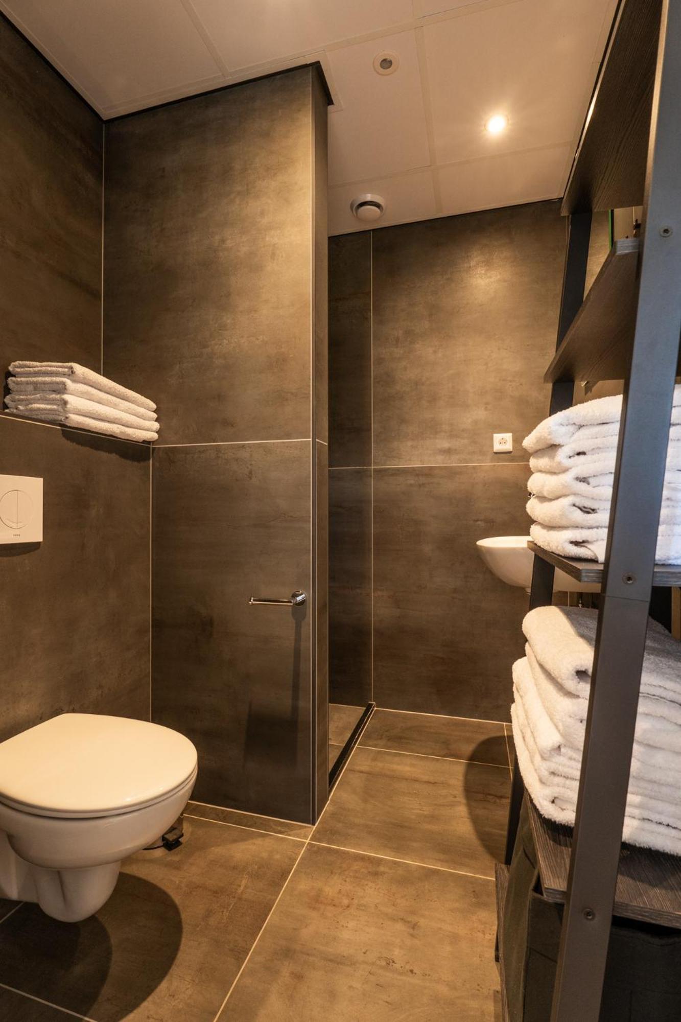 Vakantiewoning Aan Het Water In *